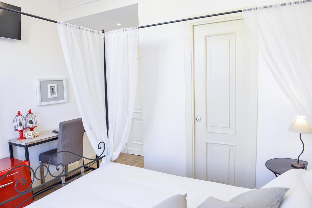 Adelina Guesthouse Roma Quarto foto
